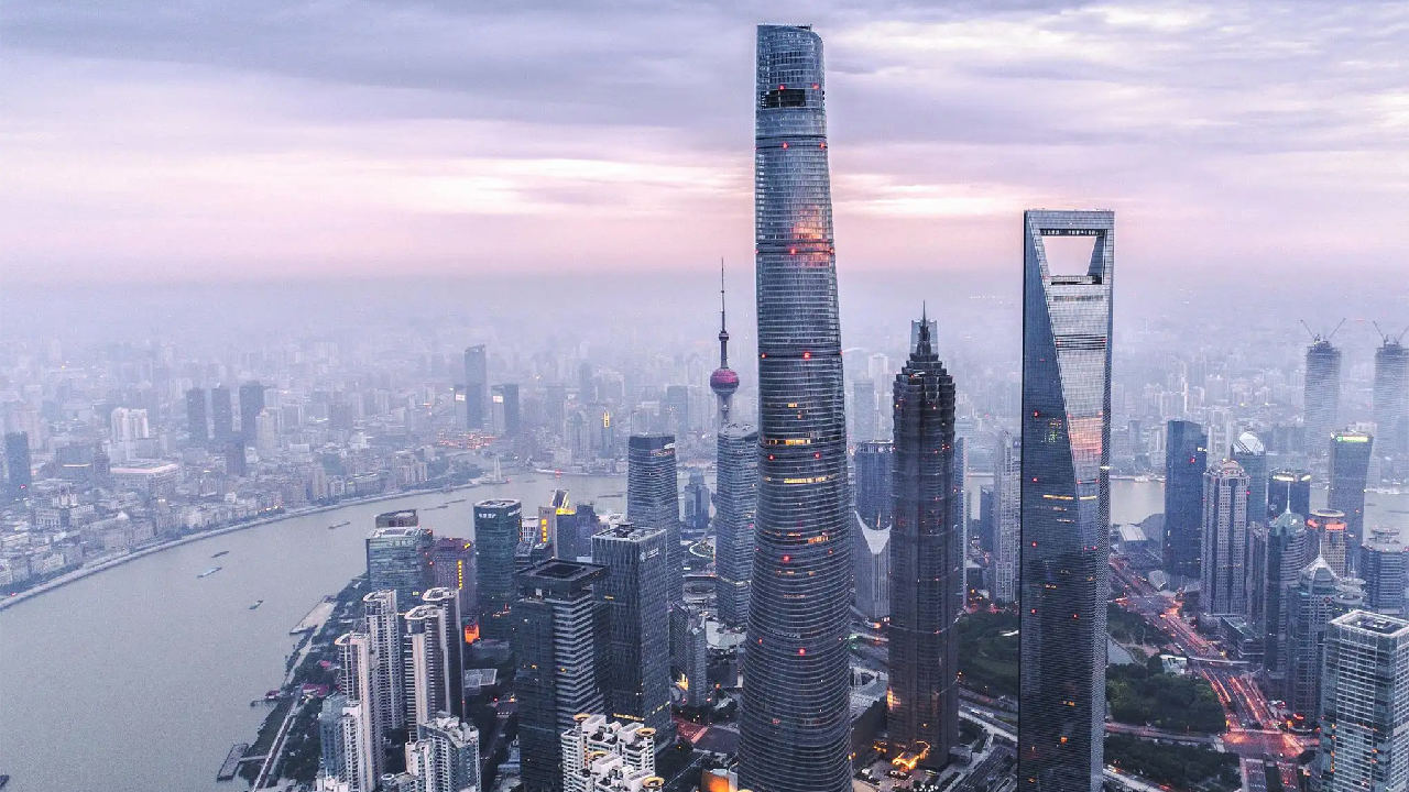 上海呼叫中心公司众多，具体怎么选看资质和稳定性这两点